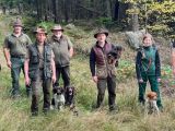 Acht Jagdhunde für den Einsatz brauchbar